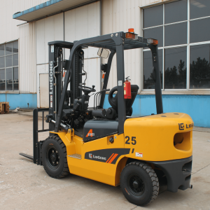 CHARIOT ELEVATEUR LIUGONG CPCD 25
