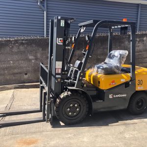 CHARIOT ELEVATEUR LIUGONG CPCD 30