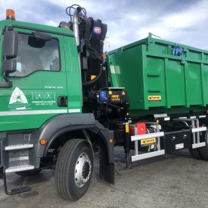 CAMION BENNE GRUE